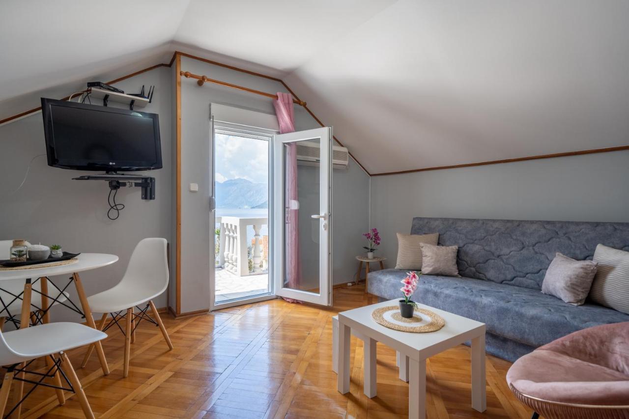 קוטור Apartment With Sea View מראה חיצוני תמונה